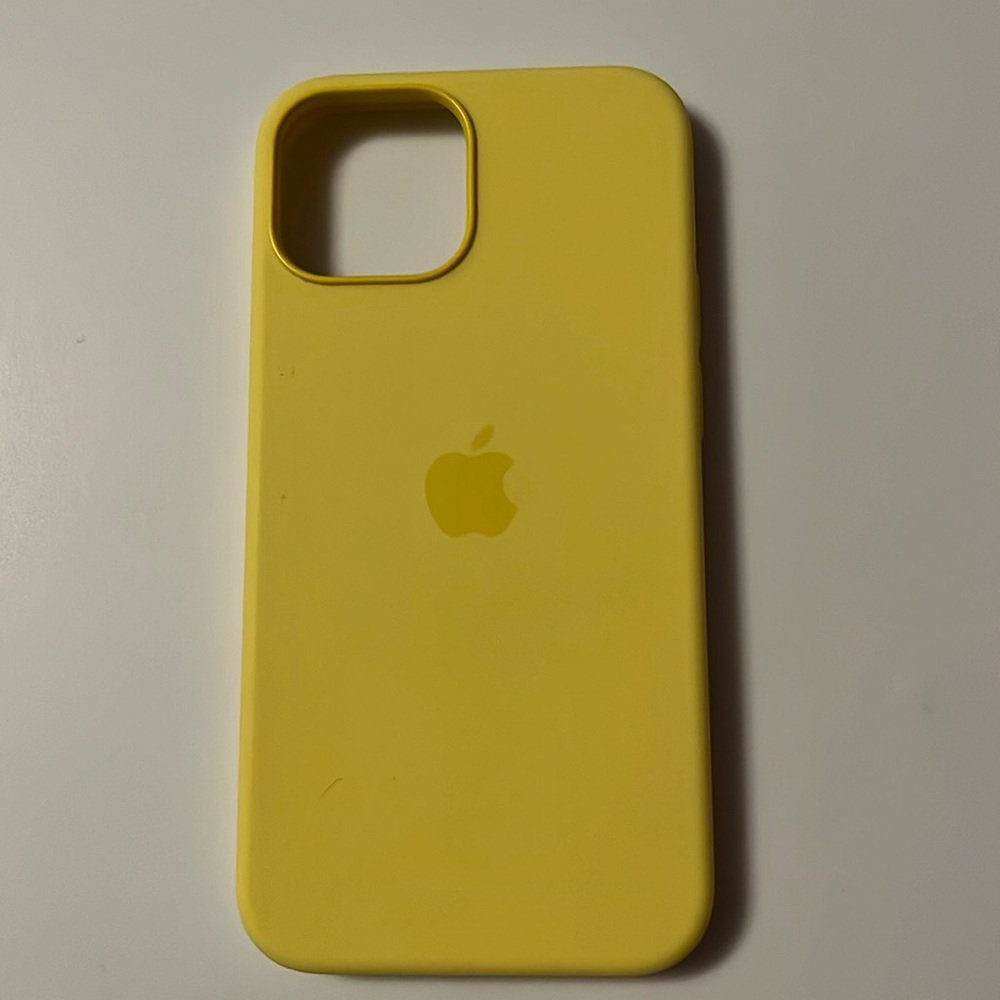 iPhone 13 Mini Official Apple Silicone Case in Lemon Zest